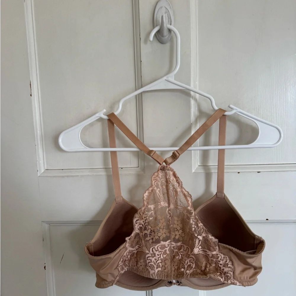 Wacoal Lace Impression Contour‎ Bra size 36D